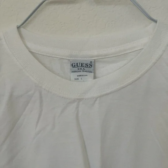 Guess White Crew Neck T-Shirt - Picture 3 of 3